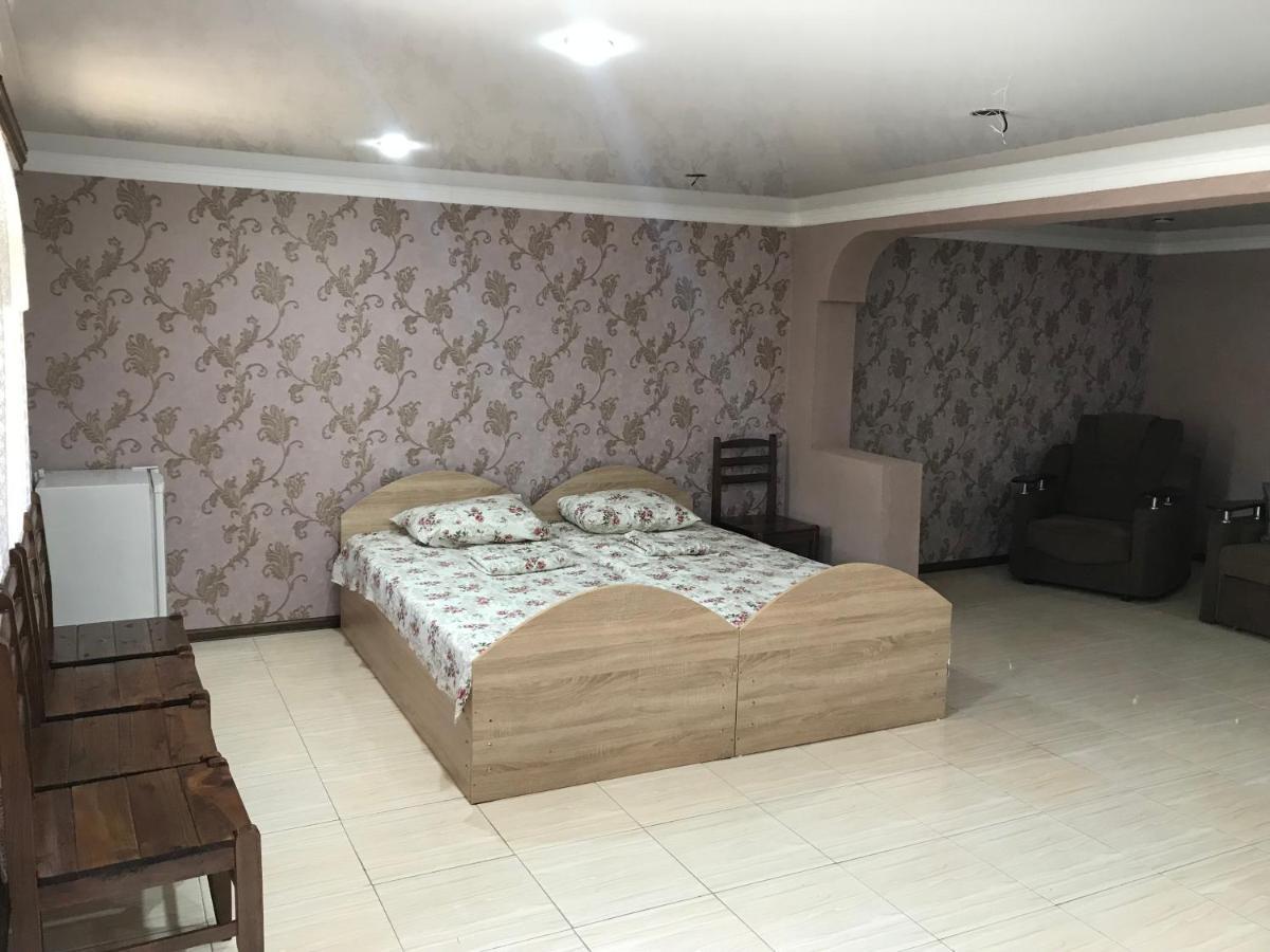 Bed and Breakfast Гостевой дом АМЗА Tqvarcheli Экстерьер фото